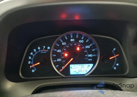 2015 Toyota Rav4 Xle z USA, uszkodzony, nr VIN 2T3WFREV6FW215856